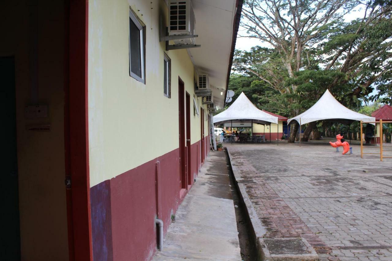 Liwagu Lodge Ranau Exteriör bild